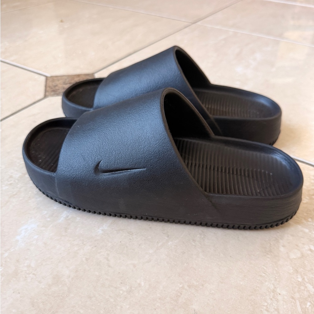 NIKE Calm Mens Slides Mens 7 Womens 8 Excellent Pre-Owned Condition - Picture 4 of 8